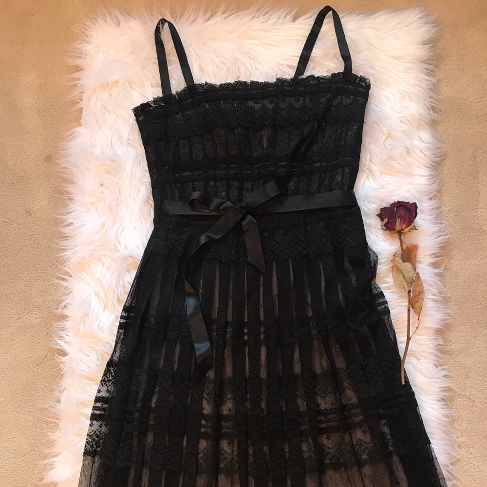 Gorgeous BGBG MaxAzria dress ☘️💐